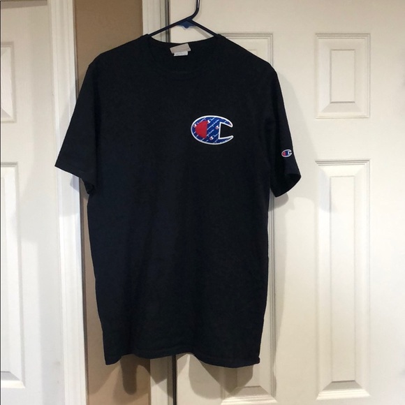 Navy blue CHAMPION shirt - Picture 1 of 5